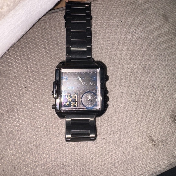 Black Square Digital Watch - Picture 1 of 1